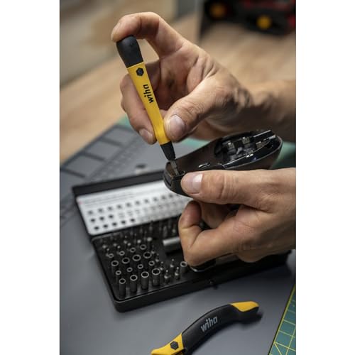 Wiha 75965 65 Piece System 4 ESD Safe Ratchet and MicroBits Set | Master Technician