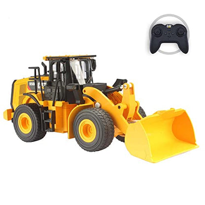 Diecast Masters 1:24 Scale Radio Control Truck CAT 950M Wheel Loader Model 25003