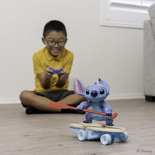 Jada Radio Control Stitch with Surfboard - 2.4 GHz - Straight Forward and Reverse Curve - 1 Channel - Integrated Figure - for Children from 3 Years - 25 cm - (253074009)