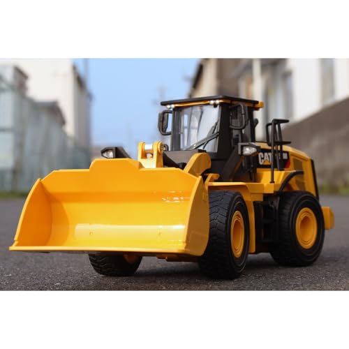 Diecast Masters 1:24 Scale Radio Control Truck CAT 950M Wheel Loader Model 25003