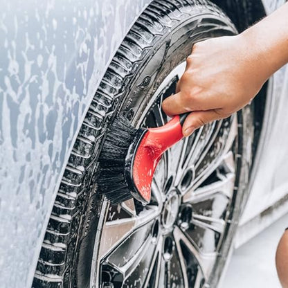 Maxshine Universal Soft Grip Heavy Duty Brush - Ergonomic Short Handle, Anti-Slip Grip, Scratch-Resistant Bumper, Stiff Bristles for Tire, Carpet, Floor Mats & Tough Surface Auto Detailing