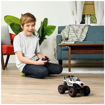 Monster Jam, Official Monster Mutt Dalmatian Remote Control Monster Truck for Boys and Girls, 1:24 Scale, 2.4 GHz, Kids Toys for Ages 4-6+ - style: Mutt Dalmatian