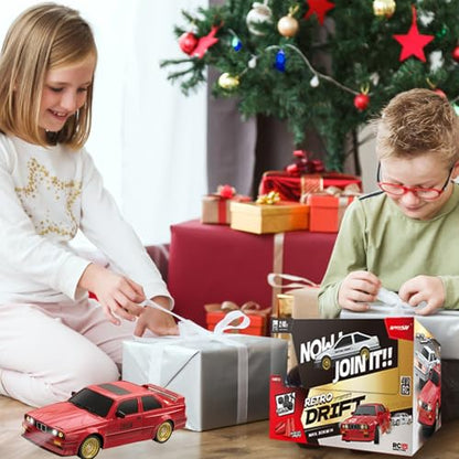 1:16 Scale RC Drift Car, 30KM/H 4WD 2.4GHz Remote Control Cars with LED Light, Racing and 4 Drifting Wheels, 3 Rechargeable Batteries, Perfect Toy Gift for Teen Adults Red - color: Red, size: 3 battery