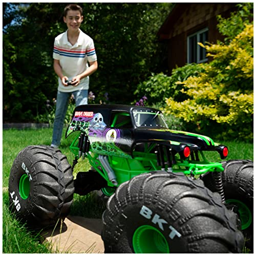 Monster Jam, Official Mega Grave Digger All-Terrain Remote Control Monster Truck with Lights, 1:6 Scale, Kids Toys for Boys and Girls Ages 4-6+ - color: Mega Grave Digger (V1)