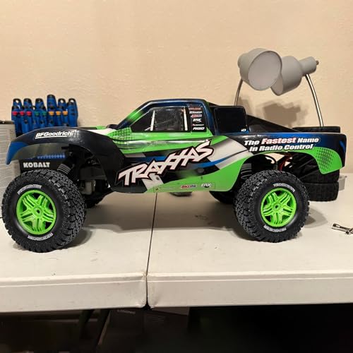 1/10 RC Short Course Truck Plastic Wheels 12mm Hex and Tires OD 4.41" 5-Spok Off Road Tyres for 1:10 Scale Truck Car TRAXXAS Slash 4X4 2WD ARRMA SENTON 3S Losi Redcat Rc4wd 4PCS (Green) - color: Green