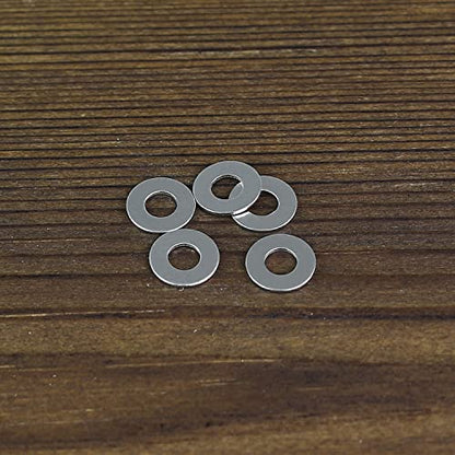 HELIFOUNER 300 Pieces M4 Flat Washers, 304 Stainless Steel, Inner Diameter 4mm, Outer Diameter 9mm, Thickness 0.8mm, Fender Washers, Metal Washers for Screws Bolts - size: M4