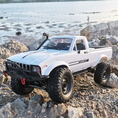 RC Crawler 1/16 4x4 Remote Control Offroad Pickup Truck for Adults - color: White