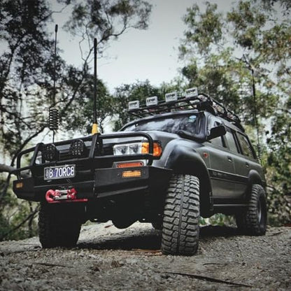 1/10 Scale ARB Bull Bars Metal Tube Front Winch Bar Bumper for RC Crawler RUN80 Chassis LC80 Body SCX10 TRX4 Upgrade Parts (A) - color: A