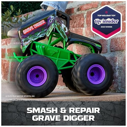 Monster Jam Smash & Bash Grave Digger RC Truck 1:15 Scale Vehicle | Includes 1 Repairable RC Truck, Crash and Rebuild with a Button Press, Indoor & Outdoor Action, Toys for Ages 4 and Up