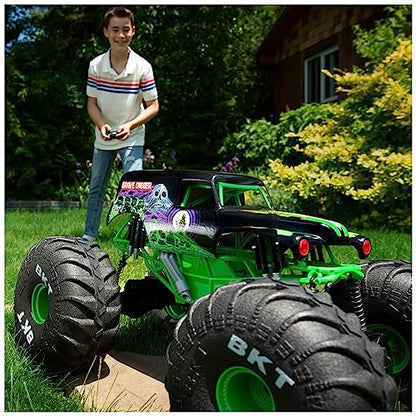Monster Jam, Official Mega Grave Digger All-Terrain Remote Control Monster Truck, Over 2 Ft. Tall, 1:6 Scale, Kids Toys for Boys and Girls Ages 4 and Up | Over 2-Ft Long, All-Terrain RC Truck for Hero-Sized Stunts, Oversized Tires & Advanced Suspension, G